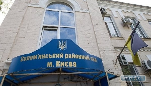 Суд отправил под ночной домашний арест двух чиновников Одесского горсовета