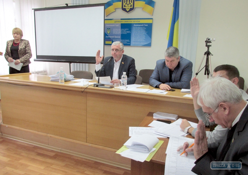 Депутаты Любашевского райсовета закрыли три школы