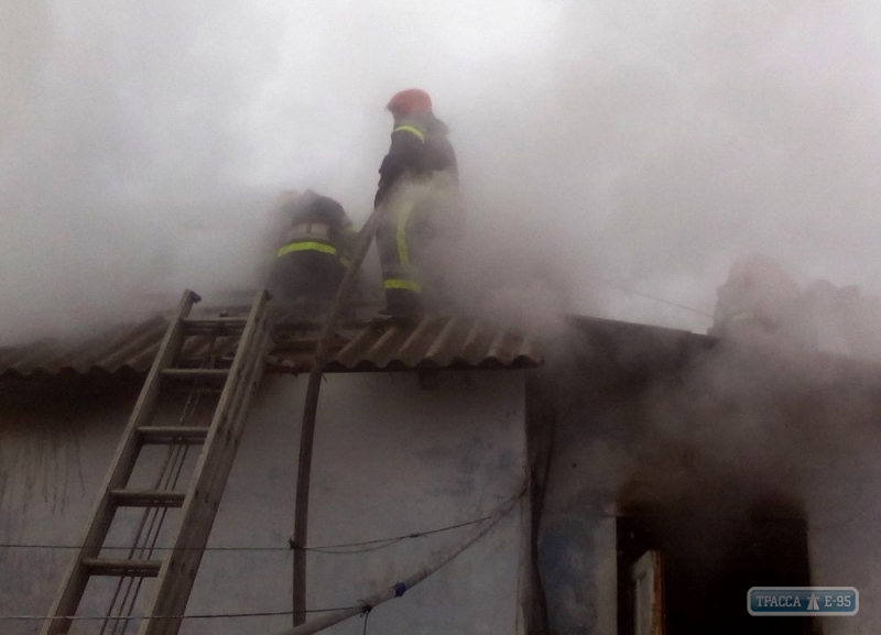 Спасатели припортового завода погасили пожар в частном доме в Лиманском районе Одесщины (фото)