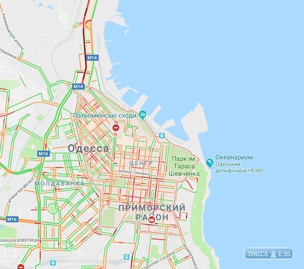 Одесса застыла в грандиозных пробках - километровые заторы тянутся во всех районах города