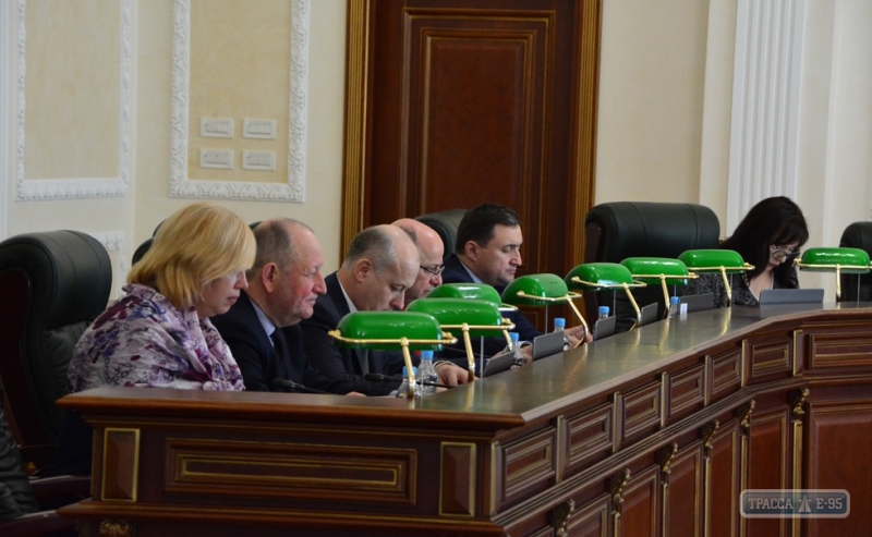 Высший совет правосудия освободил от должности еще двух одесских судей