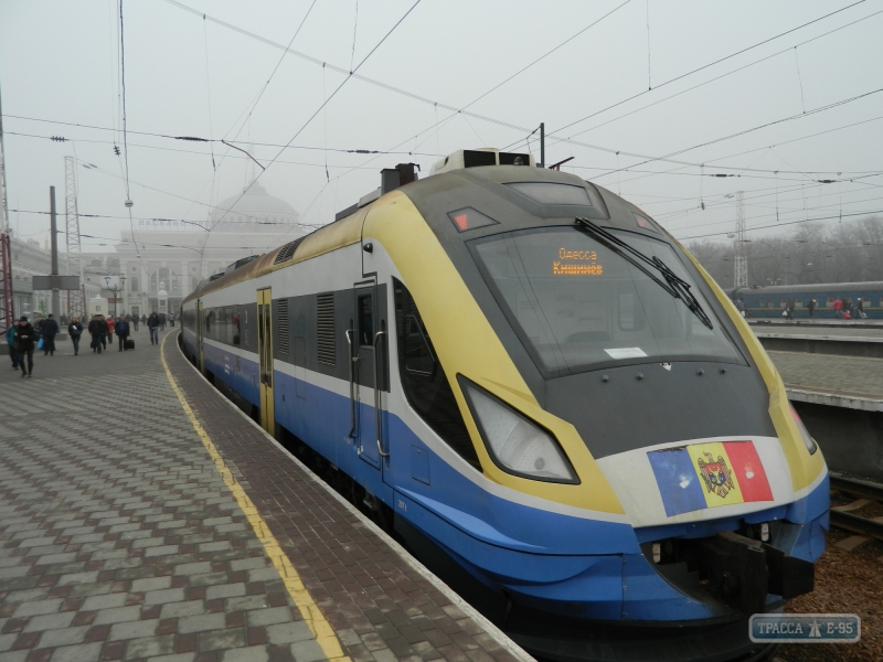 Первый современный модернизированный поезд Кишинев-Одесса прибыл на одесский вокзал (фото, видео)