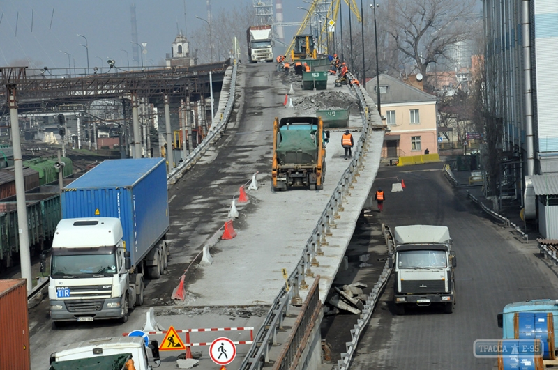 Одесский порт начал реконструкцию магистрального путепровода