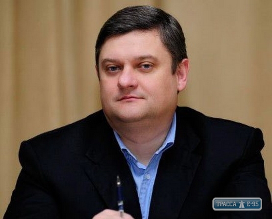 Генпрокуратура хочет объявить в розыск депутата Одесского облсовета, который предлагал взятку НАБУ