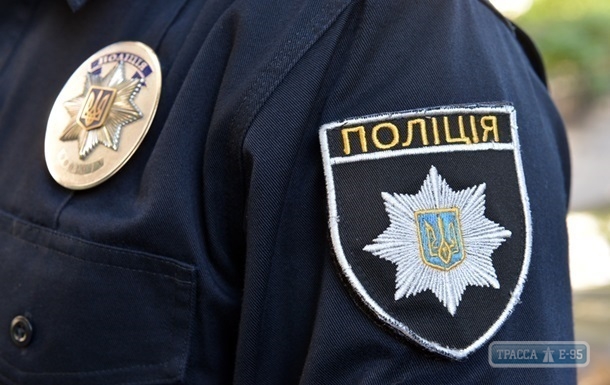 Полицейские разыскали родителей двухлетней девочки, которую нашли на Черемушках в Одессе