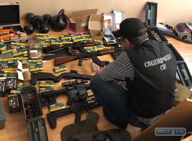 СБУ разоблачила в Одессе торговцев оружием