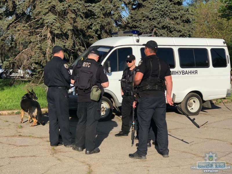 Полиция задержала в центре Одессы мужчину с гранатой