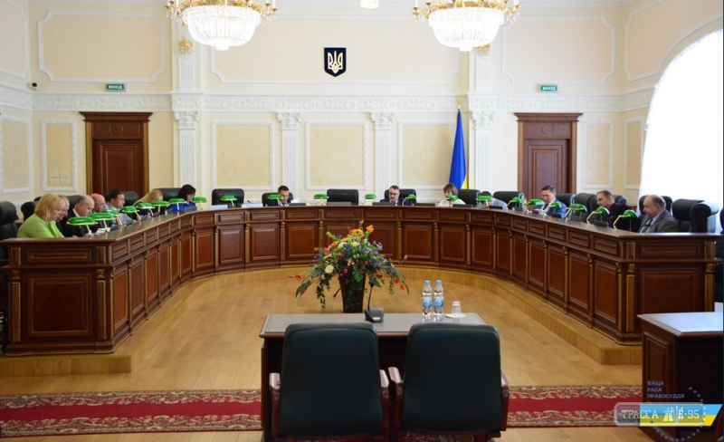 Высший совет правосудия отстранил на четыре месяца судью Приморского райсуда Одессы