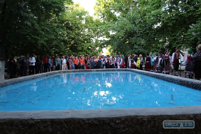 Благотворительный фонд восстановил старый фонтан в селе на юге Одесской области