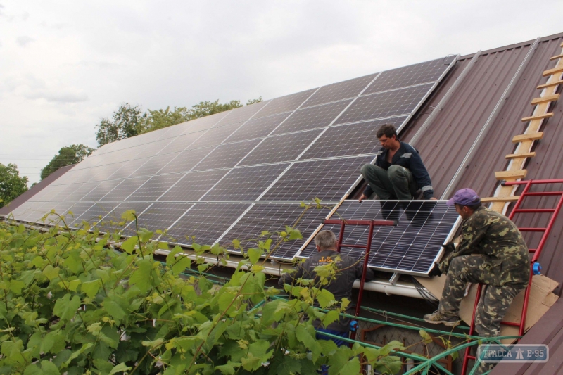 Первая солнечная электростанция появилась на крыше частного дома в Болграде