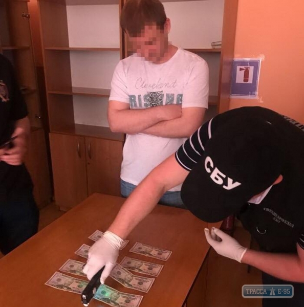СБУ поймала на взятке в Одессе чиновников ветеринарной медицины