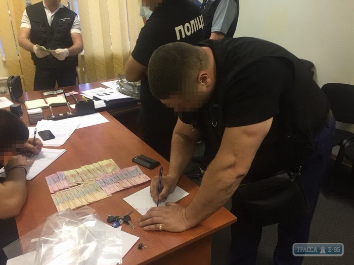 СБУ выявила коррупционный механизм в полиции Одессы и задержала трех руководителей райотдела