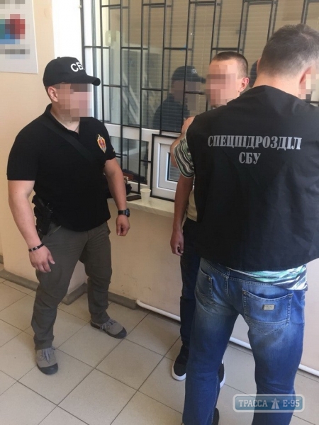 СБУ блокировала в Одесской области контрабанду экстази из стран Европы