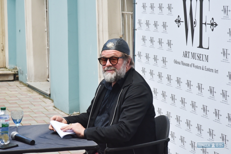 Борис Гребенщиков встретился с почитателями его творчества перед концертом в Одессе (фоторепортаж)