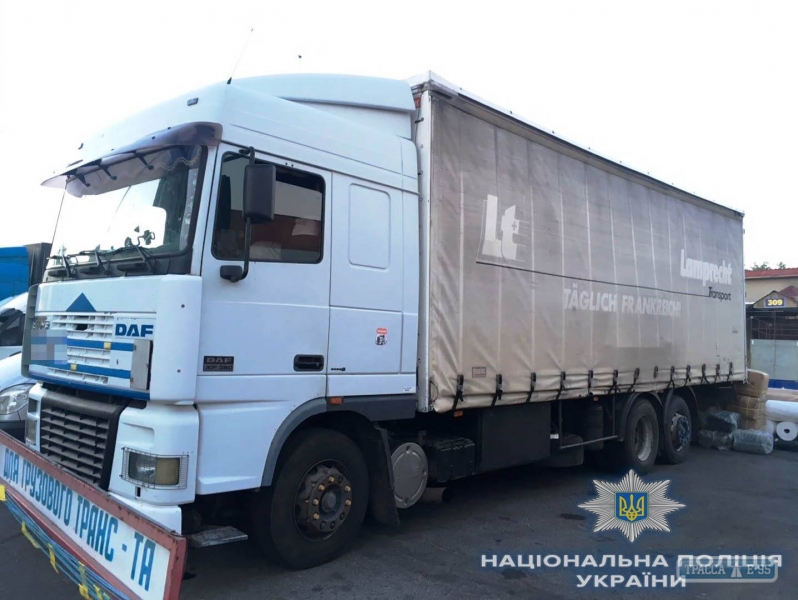 Правоохранители Одесской области обнаружили контрафакт «от кутюр» на 2 млн грн 
