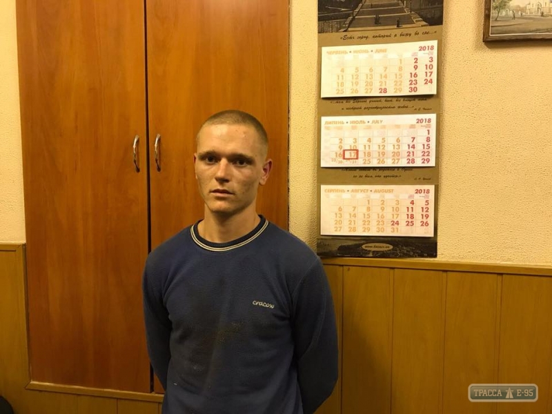 Полиция задержала двух из трех преступников, сбежавших из колонии в Одессе (фото)