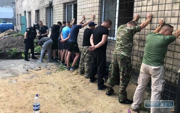 Полиция пресекла попытку силового захвата предприятия в Одессе