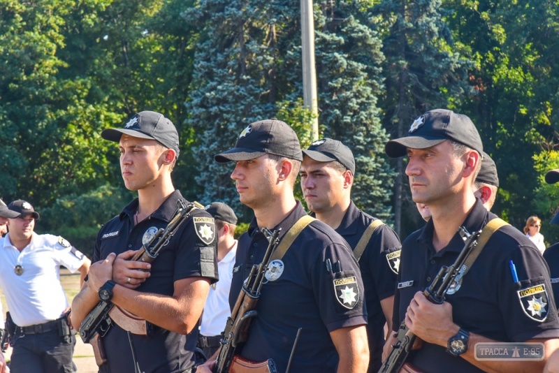 Полицейские и нацгвардейцы прошли инструктаж по отработке территории Одесской области (фоторепортаж)