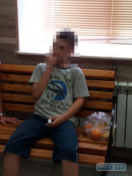 Полицейские охраны нашли 11-летнего мальчика в Одессе, который убежал из дома