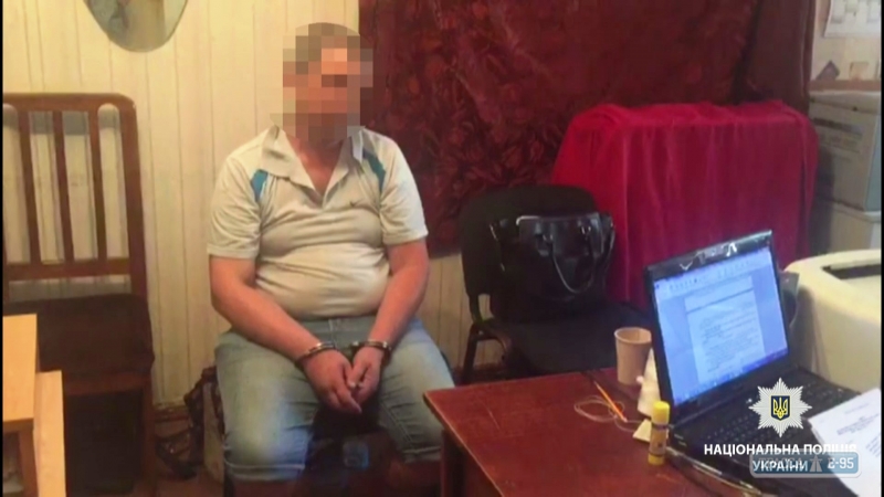 Нацгвардейцы задержали мужчину, убившего прохожего у супермаркета в Одессе