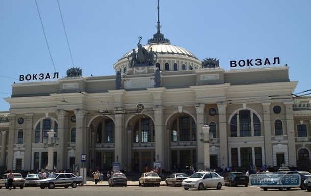 Железнодорожный вокзал в Одессе сделают более комфортным для слабовидящих