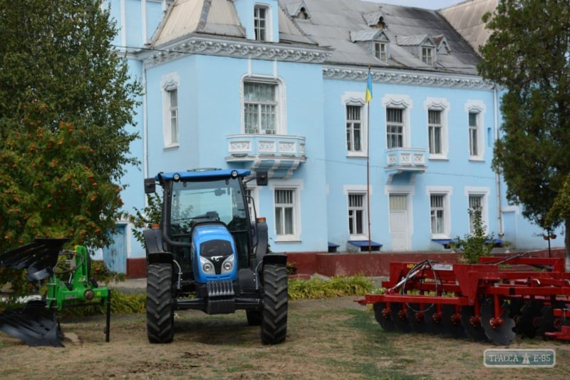 Аграрный лицей в Николаевском районе впервые за 27 лет получил новую сельхозтехнику