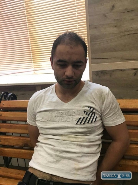Апелляционный суд выпустил из СИЗО гражданина «под веществами», который избивал женщин в Одессе
