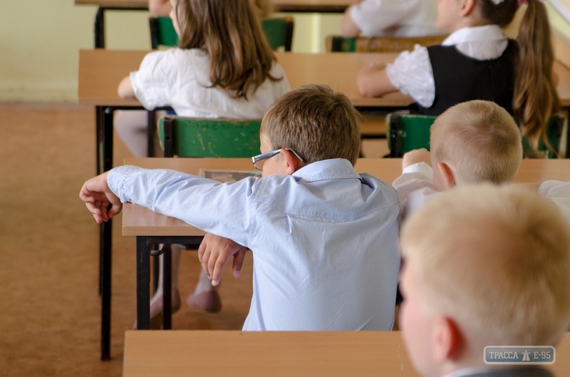Служба по делам детей выявила в Одессе 25 школьников, прогуливающих уроки без уважительных причин