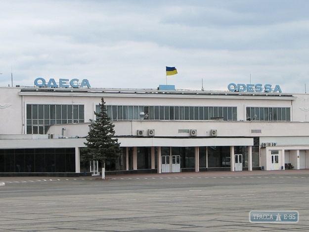 Государство направит более 1 млрд грн на сооружение взлетной полосы и аэродрома в аэропорту Одессы