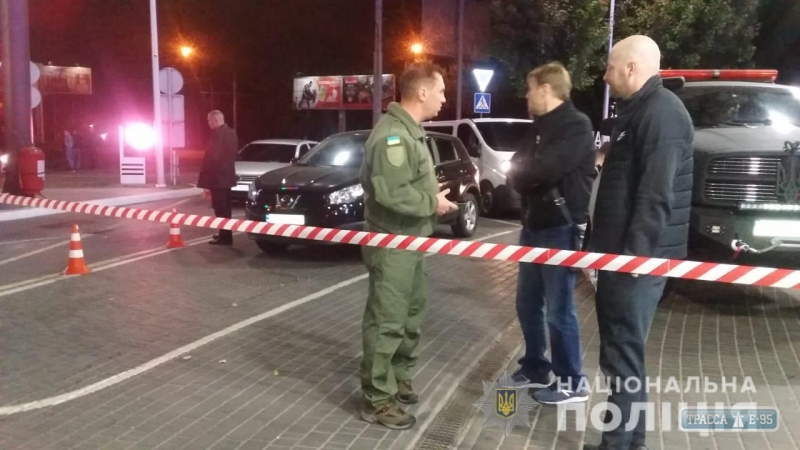 Полиция задержала подозреваемых в ночной стрельбе в Одессе: конфликт был связан с лотомаркетами