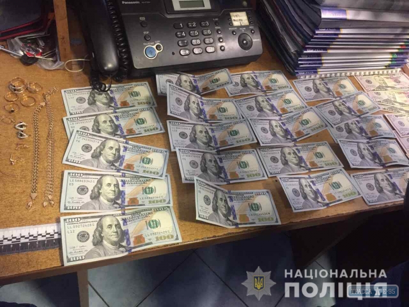 Полицейские задержали воров, укравших имущества на полмиллиона гривен