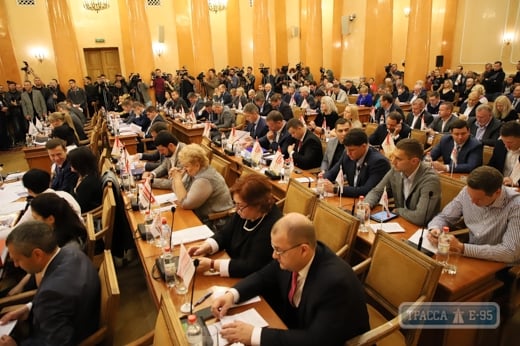 Депутаты Одесского горсовета одобрили миллиардный кредит