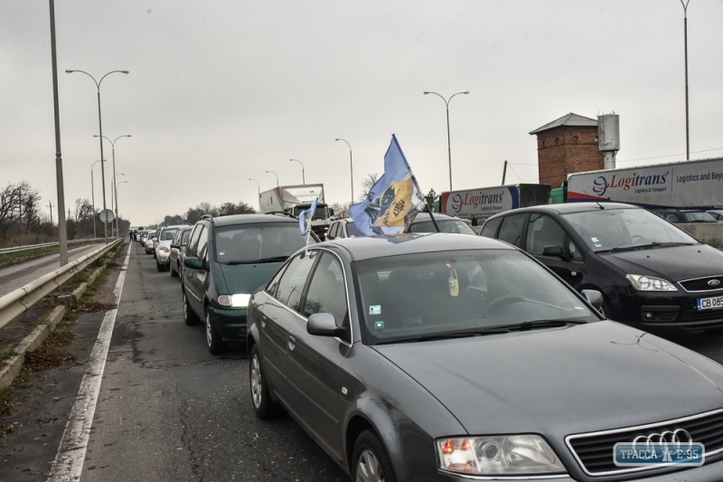 Полиция призывает протестующих водителей авто на еврономерах не нарушать права других граждан