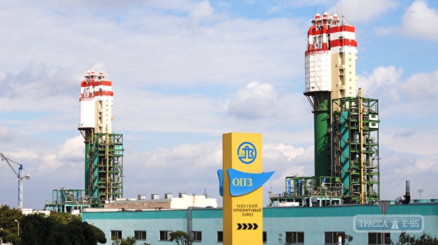 Сотрудники Одесского припортвого завода объявили забастовку из-за невыплаты зарплат