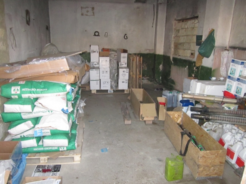 Милиция накрыла незаконный склад с химикатами на севере Одесской области (фото)