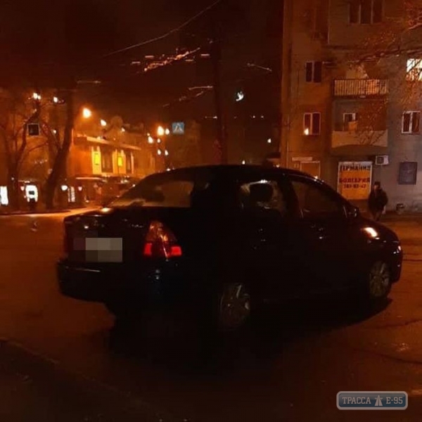 Одессит сообщил о взрывчатке, заложенной в автомобиле у Куликова поля