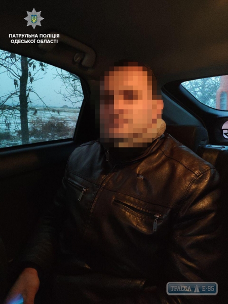 Одесские патрульные задержали разбойников, которые орудовали на трассе Одесса-Киев