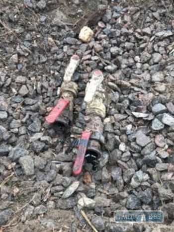 Неизвестные повредили одесский участок Южного магистрального нефтепровода