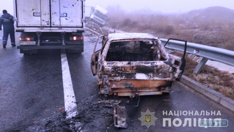 Участок трассы Киев-Одесса покрылся льдом: десяток поврежденных авто и четверо пострадавших (фото)