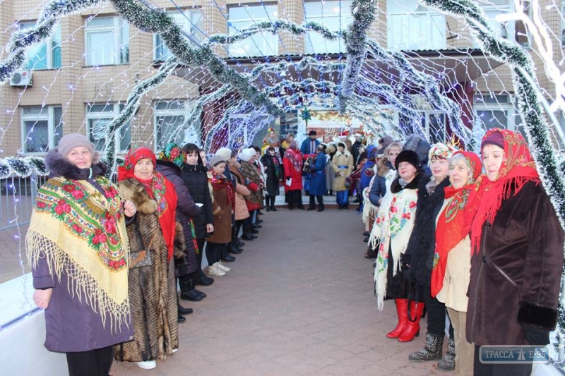 Рождественский флешмоб прошел в Великомихайловском районе (фото)