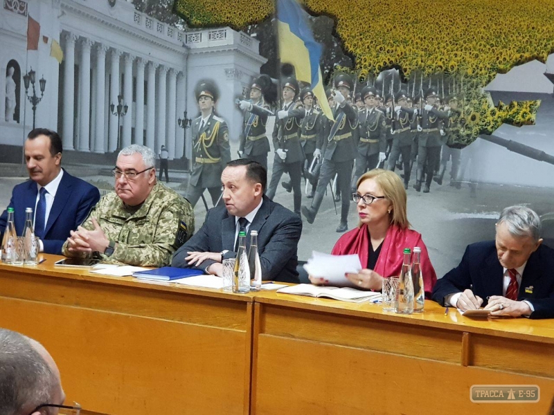 Представители власти встретились в Одессе с родственниками 24 военнопленных украинских моряков
