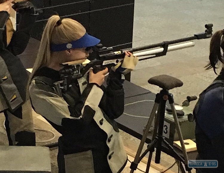 Одесситка в 12 лет выполнила норматив мастера спорта Украины по пулевой стрельбе