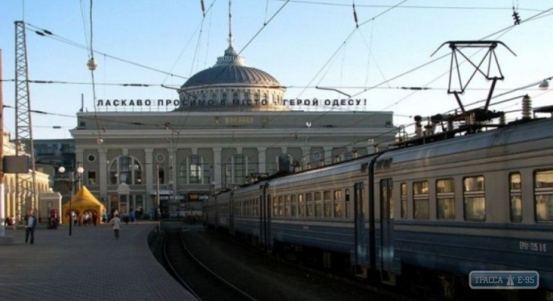 Одесская железная дорога получила менее 50% компенсации за перевозку льготных пассажиров в 2018 году