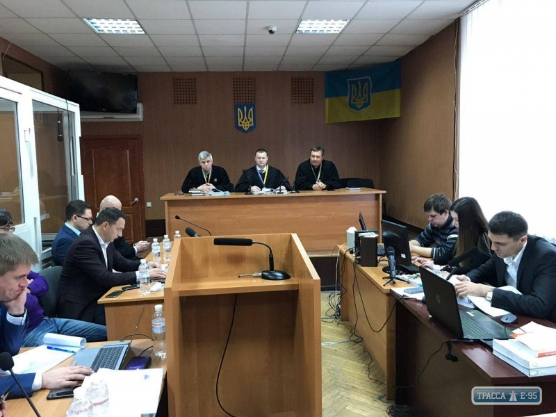 Мэр Одессы встретил свой 54-й день рождения в суде