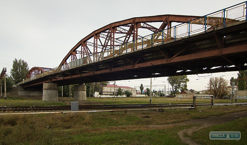 Железнодорожники капитально отремонтировали три моста на ОЖД
