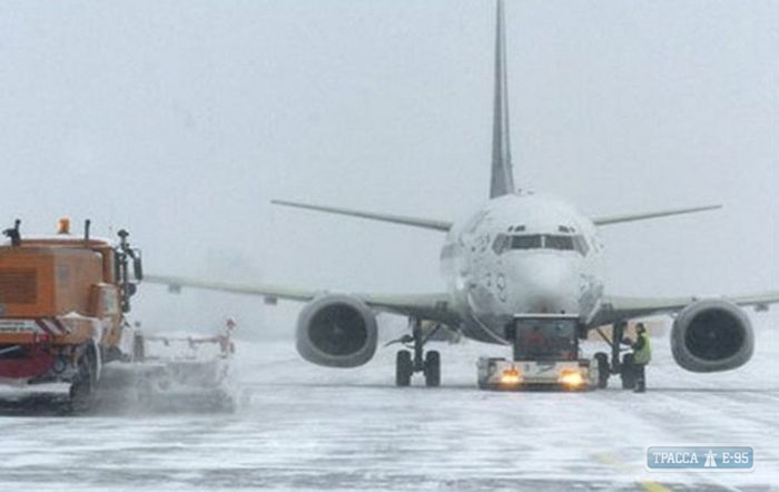 Одесский аэропорт отменяет рейсы из-за непогоды