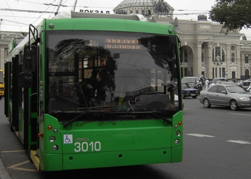 Седьмой троллейбус в Одессе теперь будет следовать до площади Льва Толстого вместо троллейбуса №1