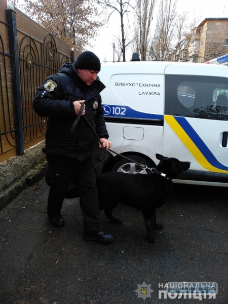 Правоохранители эвакуировали 160 человек из Киевского районного суда Одессы