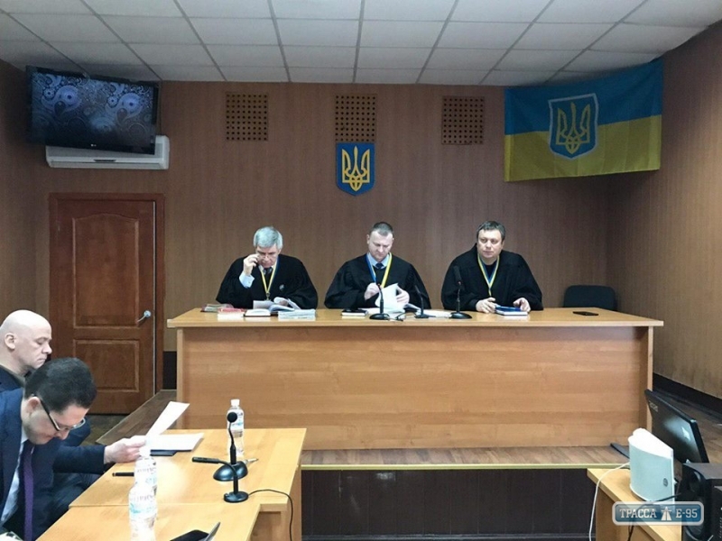 Сессию Одесского горсовета провели очень оперативно из-за суда по Труханову