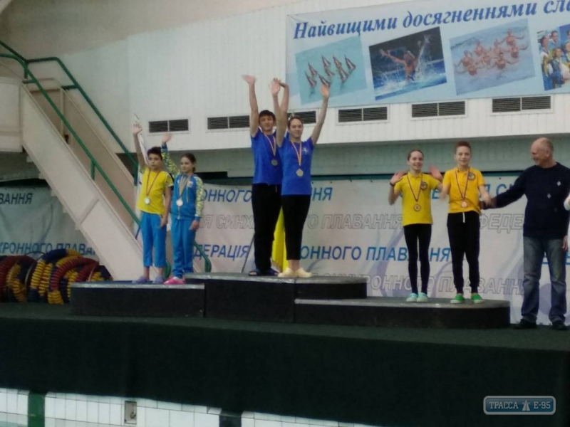 Одесситы завоевали две золотые медали на чемпионате Украины по синхронному плаванию